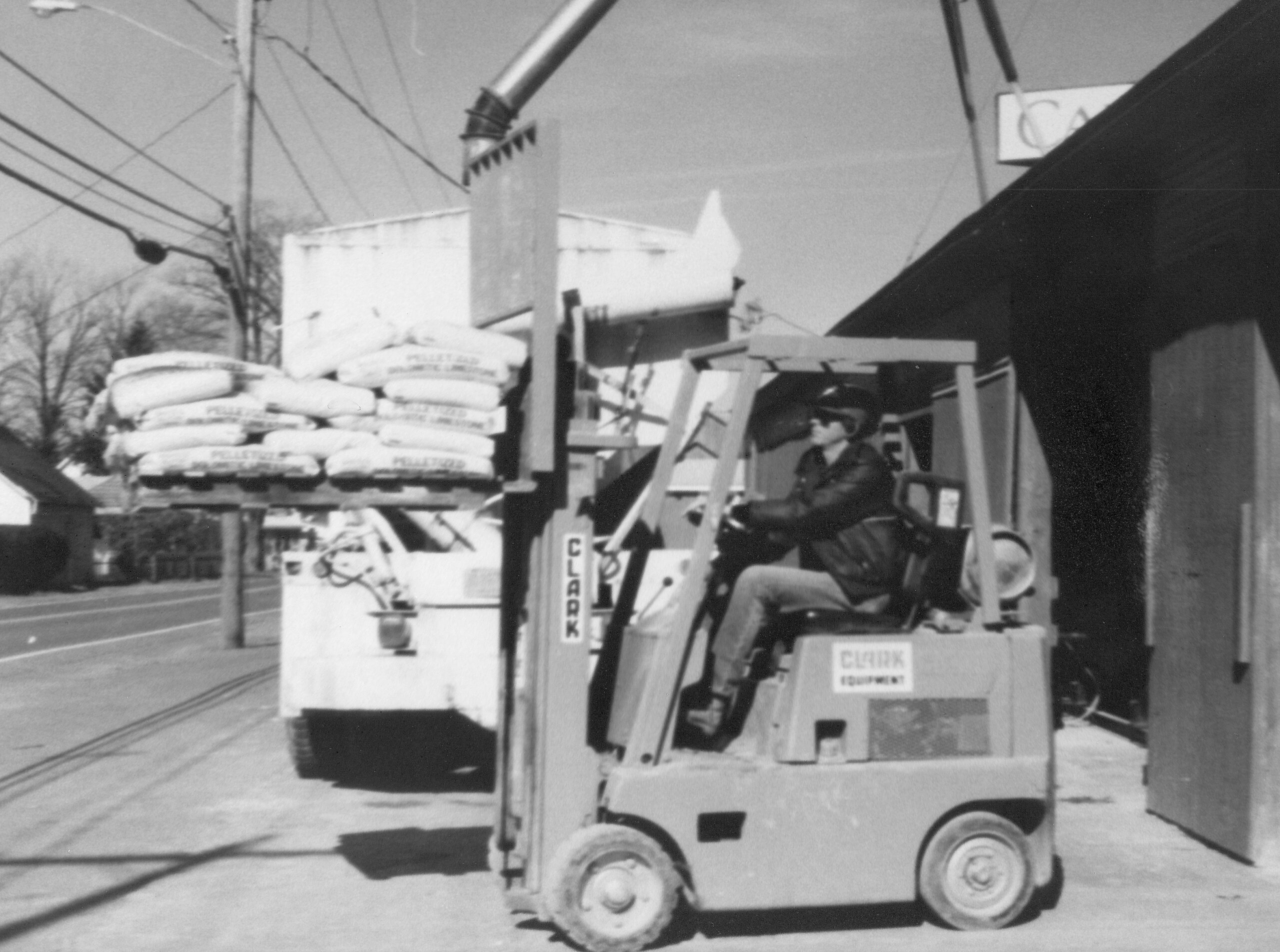 CaroVail Forklift